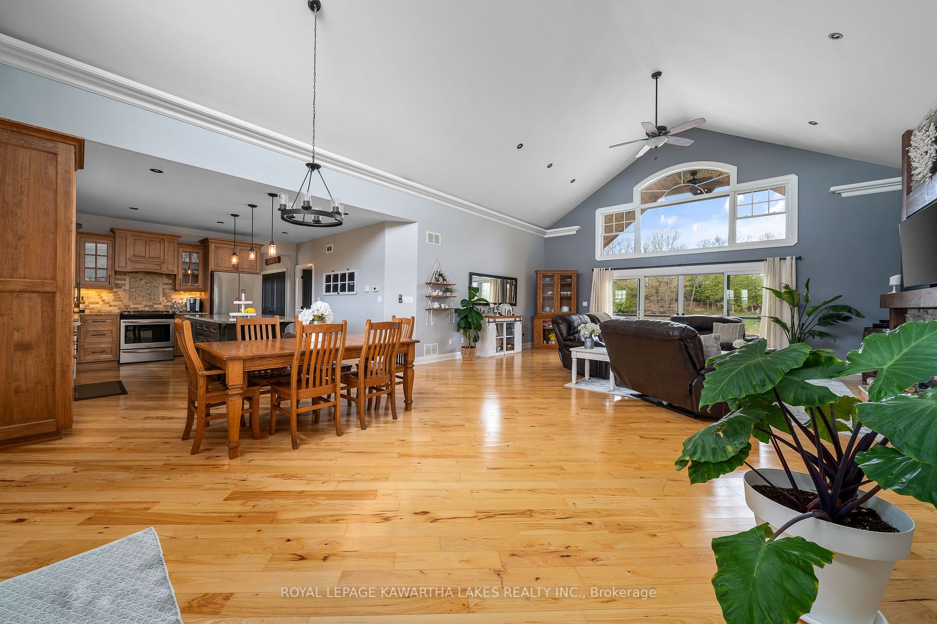 95 Centreline Road