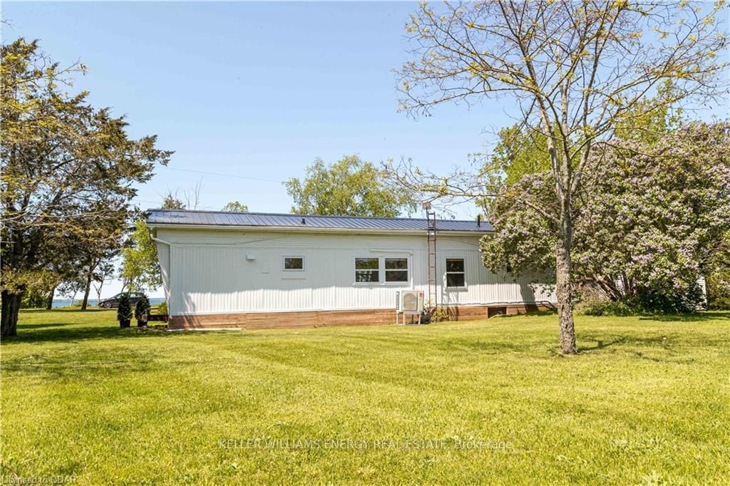 5062 Long Point Rd