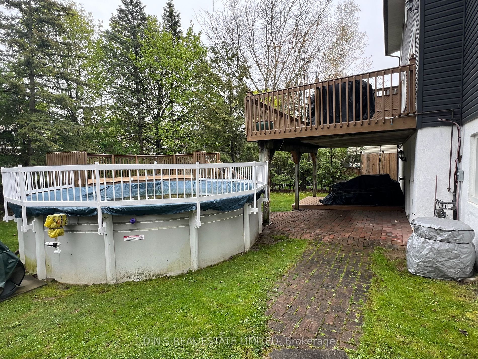1092 Danita Boulevard