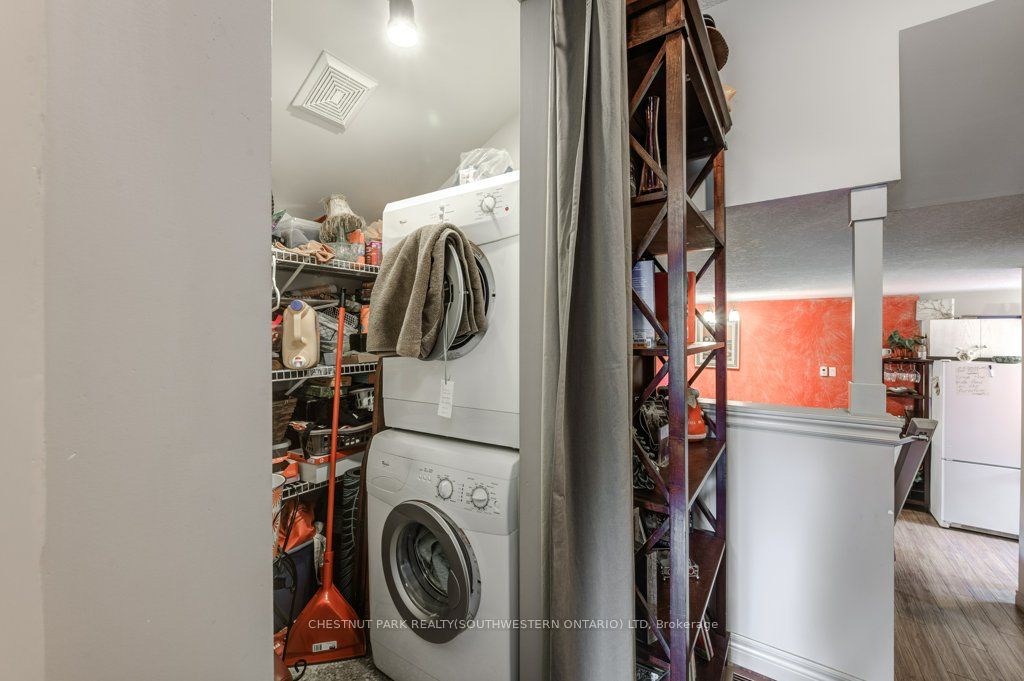 634 Princess St