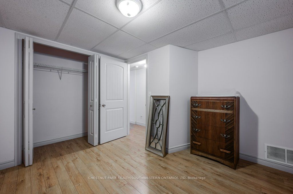 634 Princess St