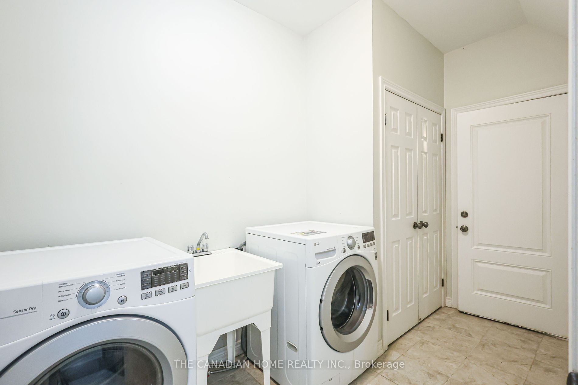 6634 SAM IORFIDA Drive