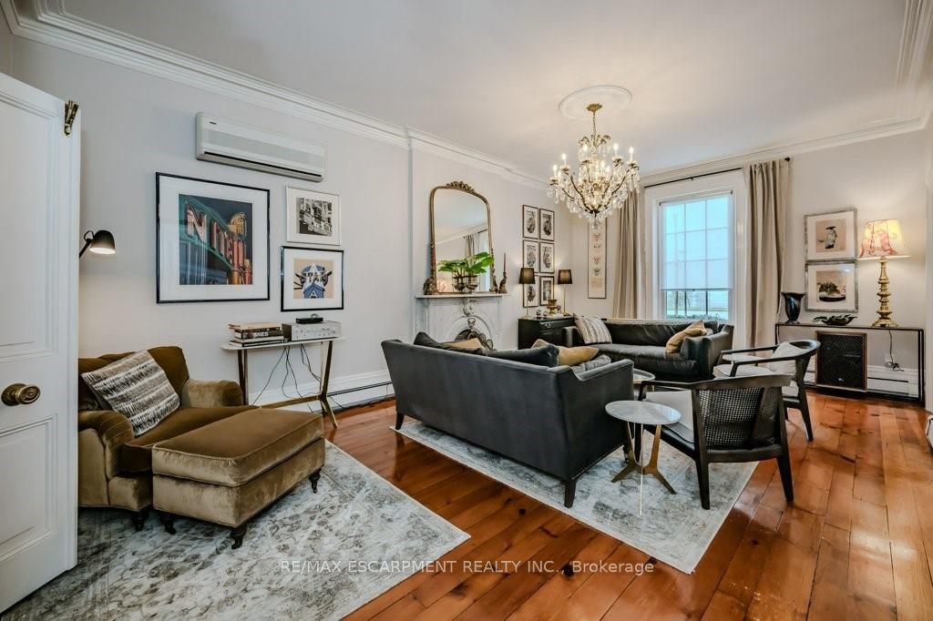 180 Concession St