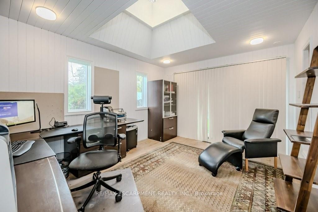 180 Concession St