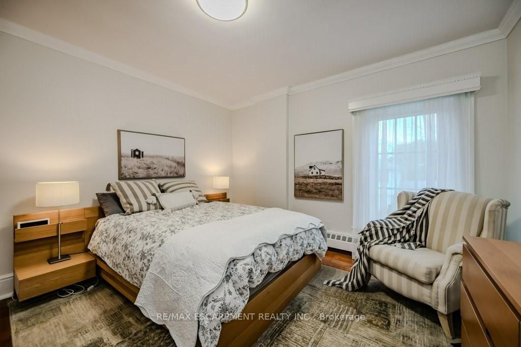 180 Concession St