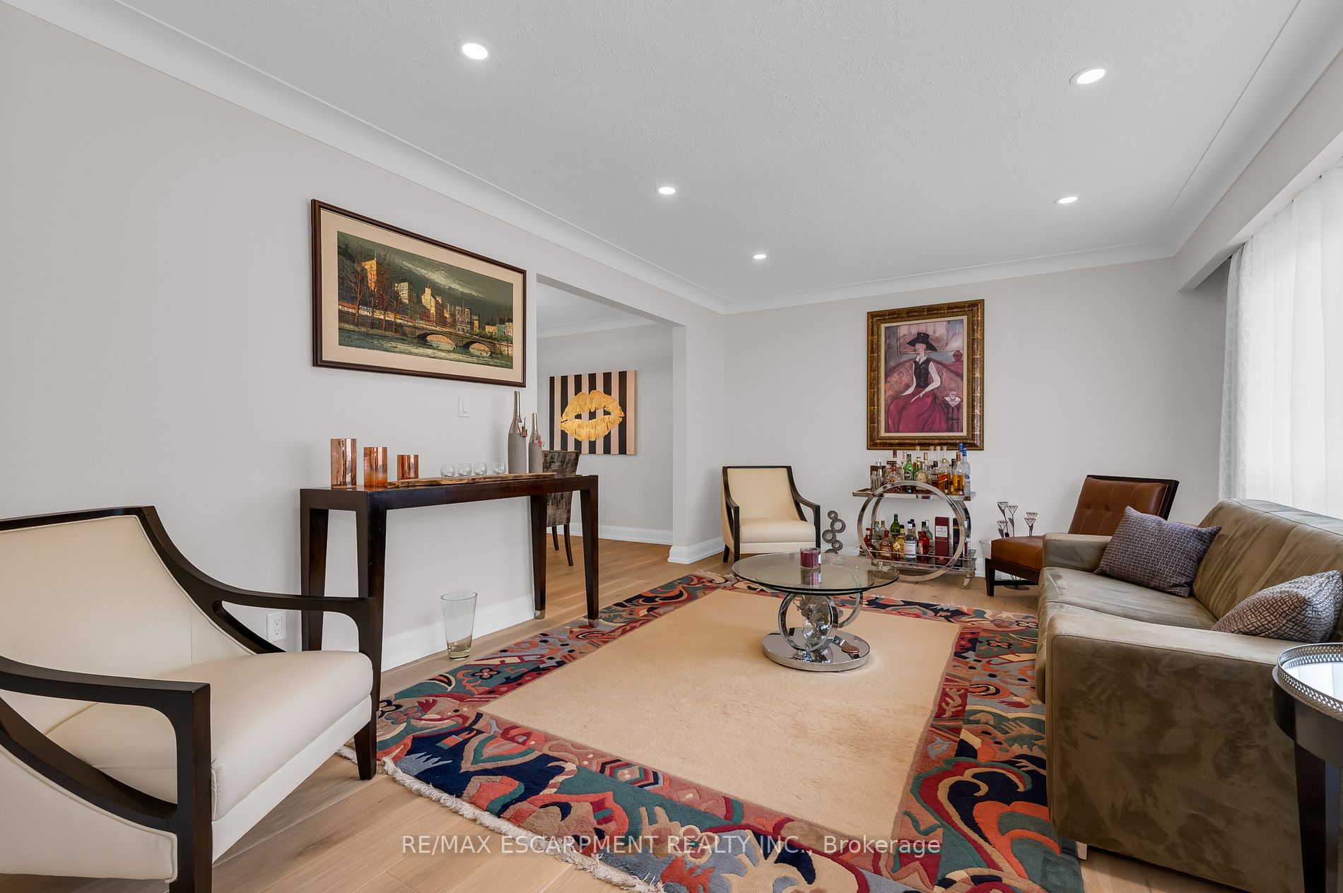 83 Dorchester Dr