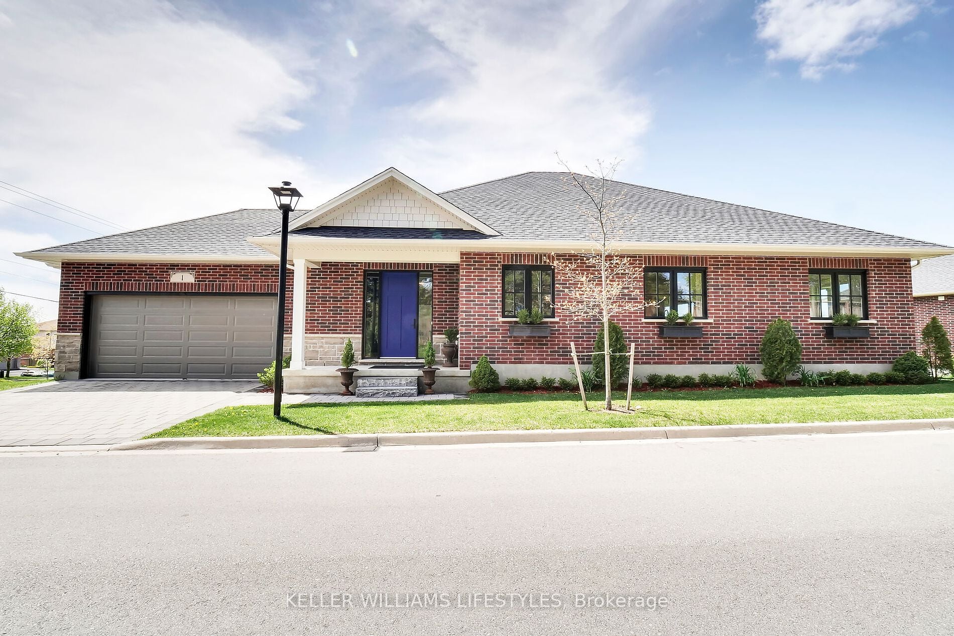 10038 Oxbow Drive #1