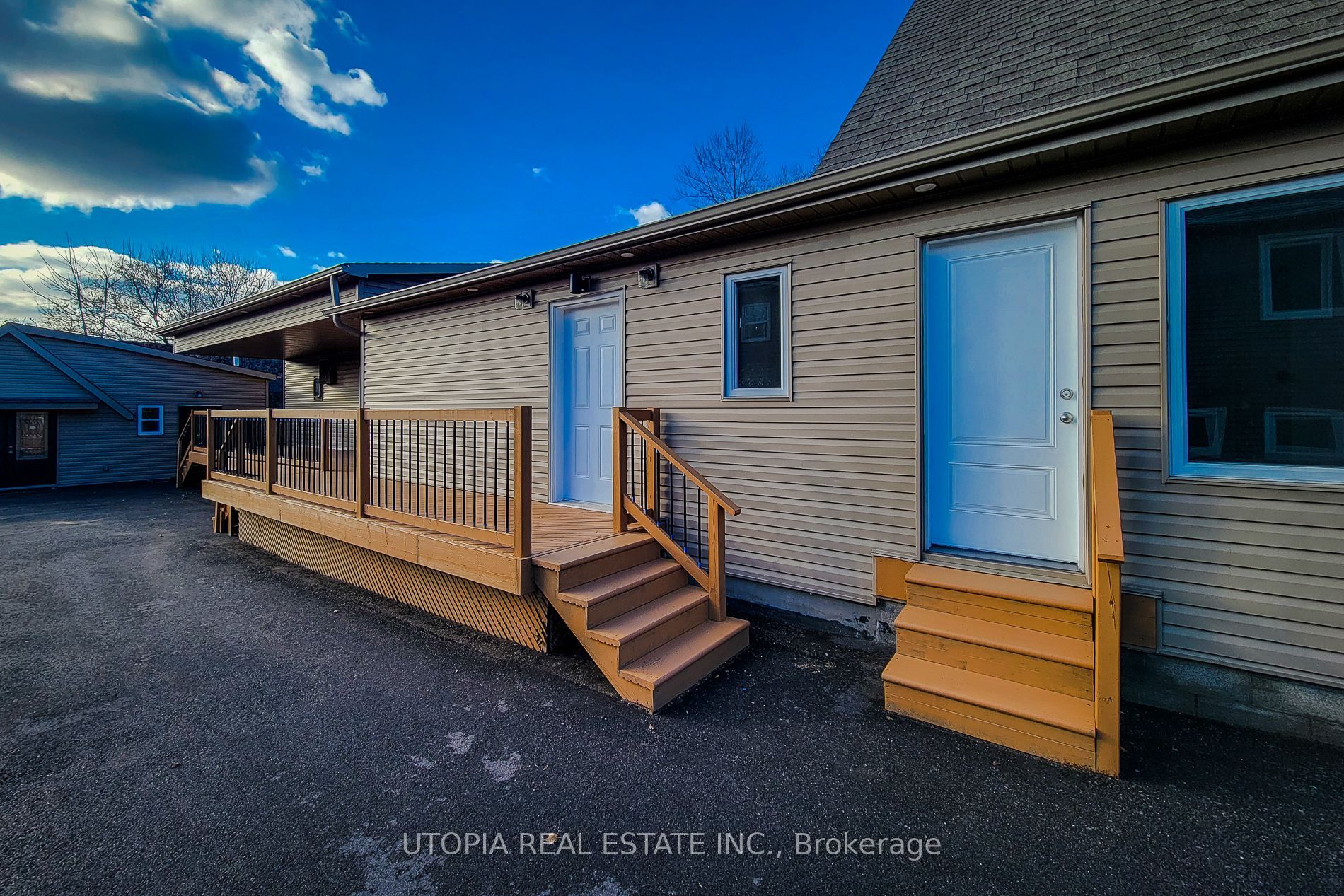 184 Beach Boulevard