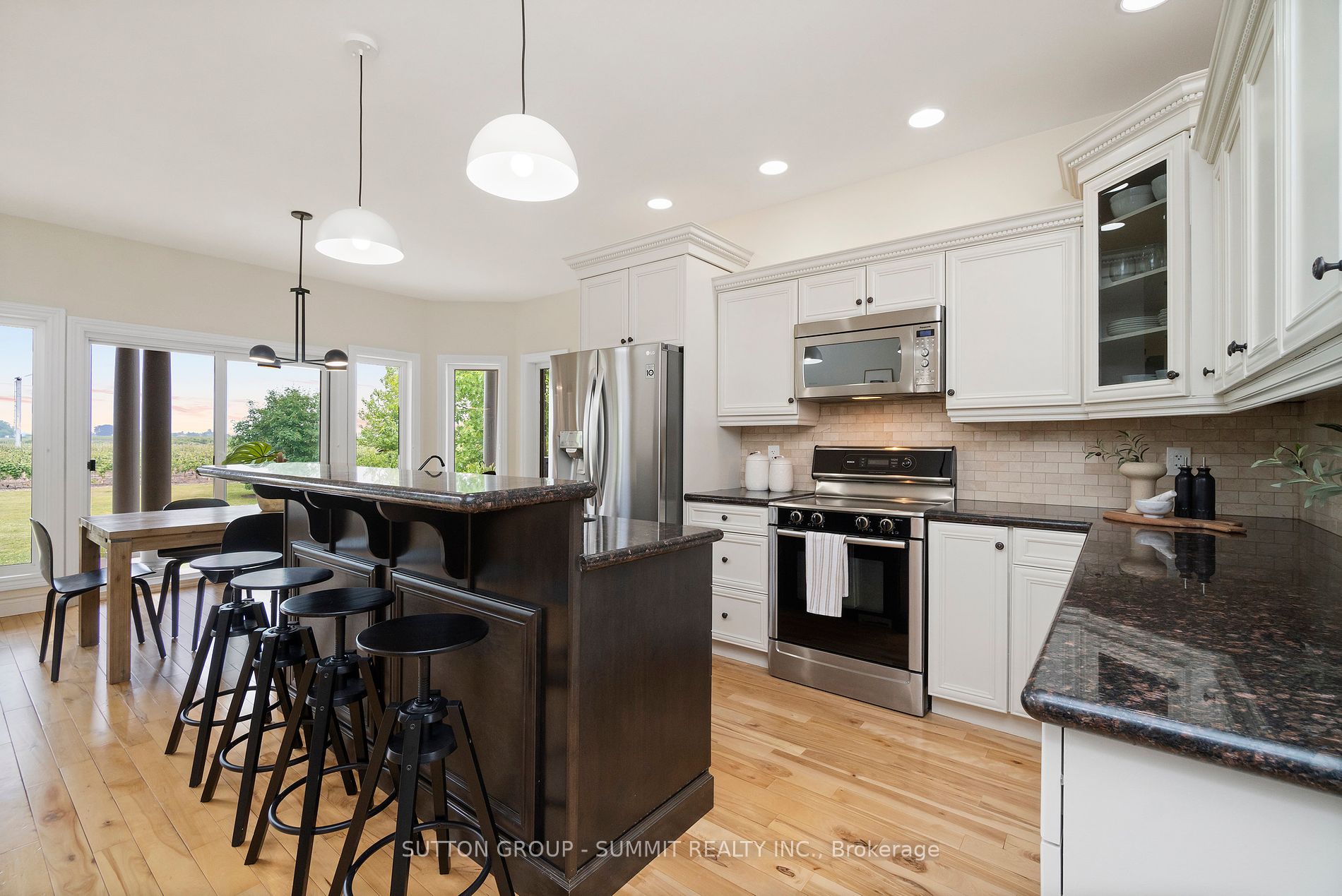 1065 concession 3 Road