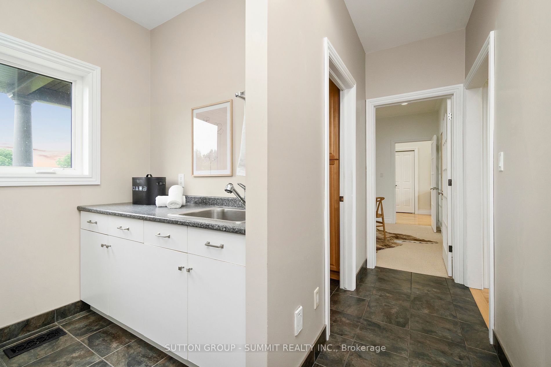 1065 concession 3 Road