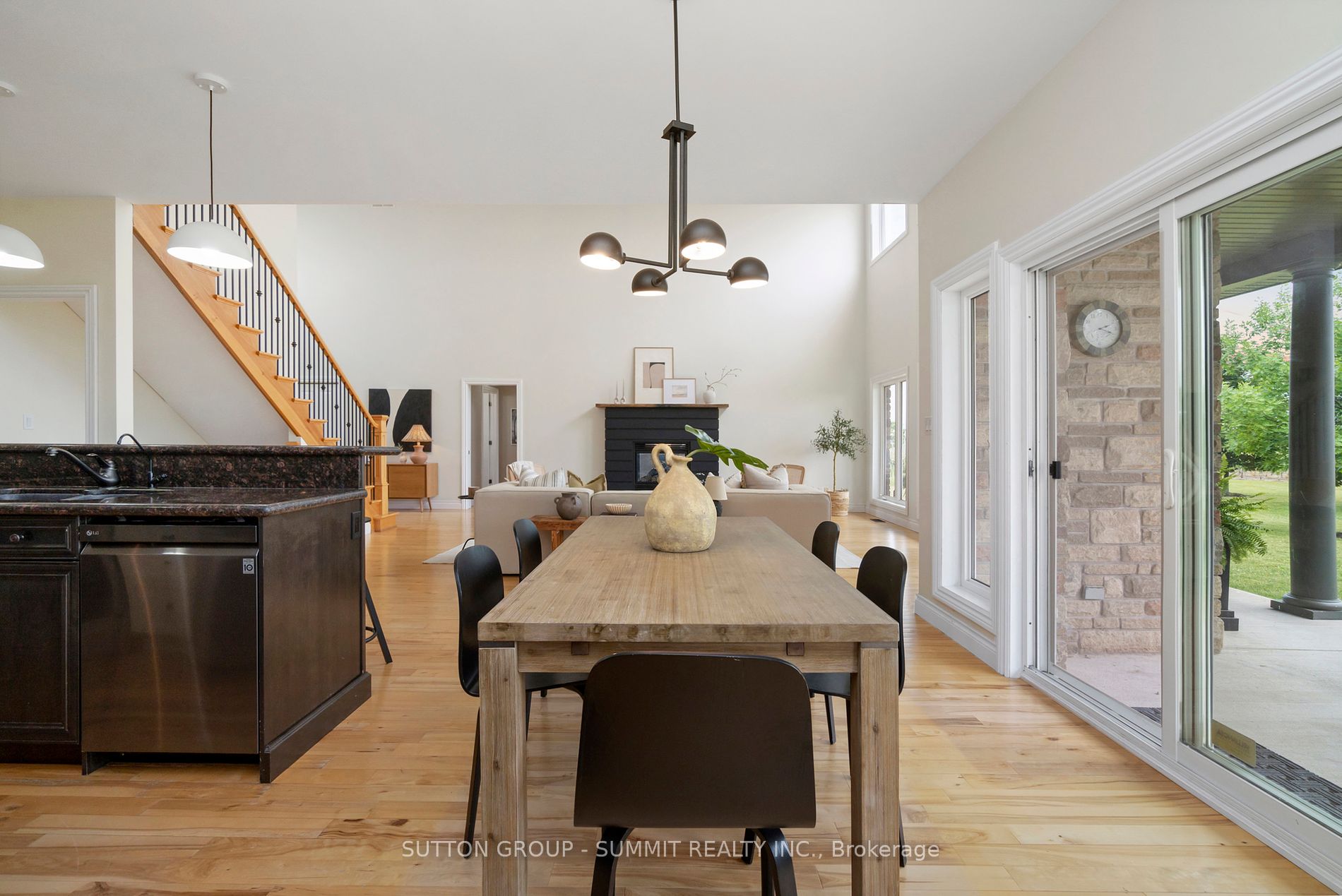 1065 concession 3 Road