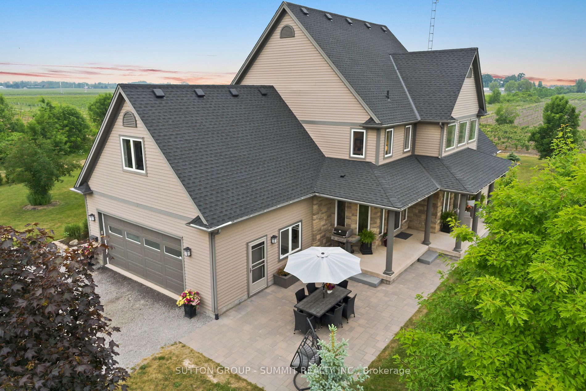 1065 concession 3 Road