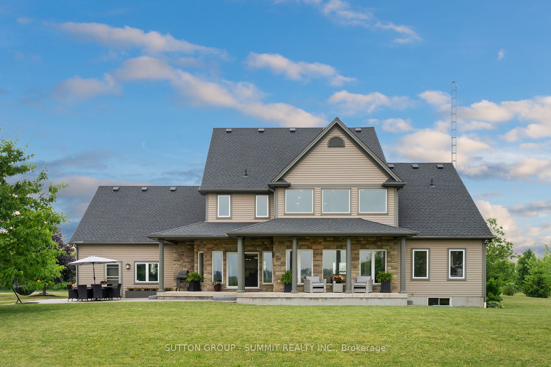 1065 concession 3 Road