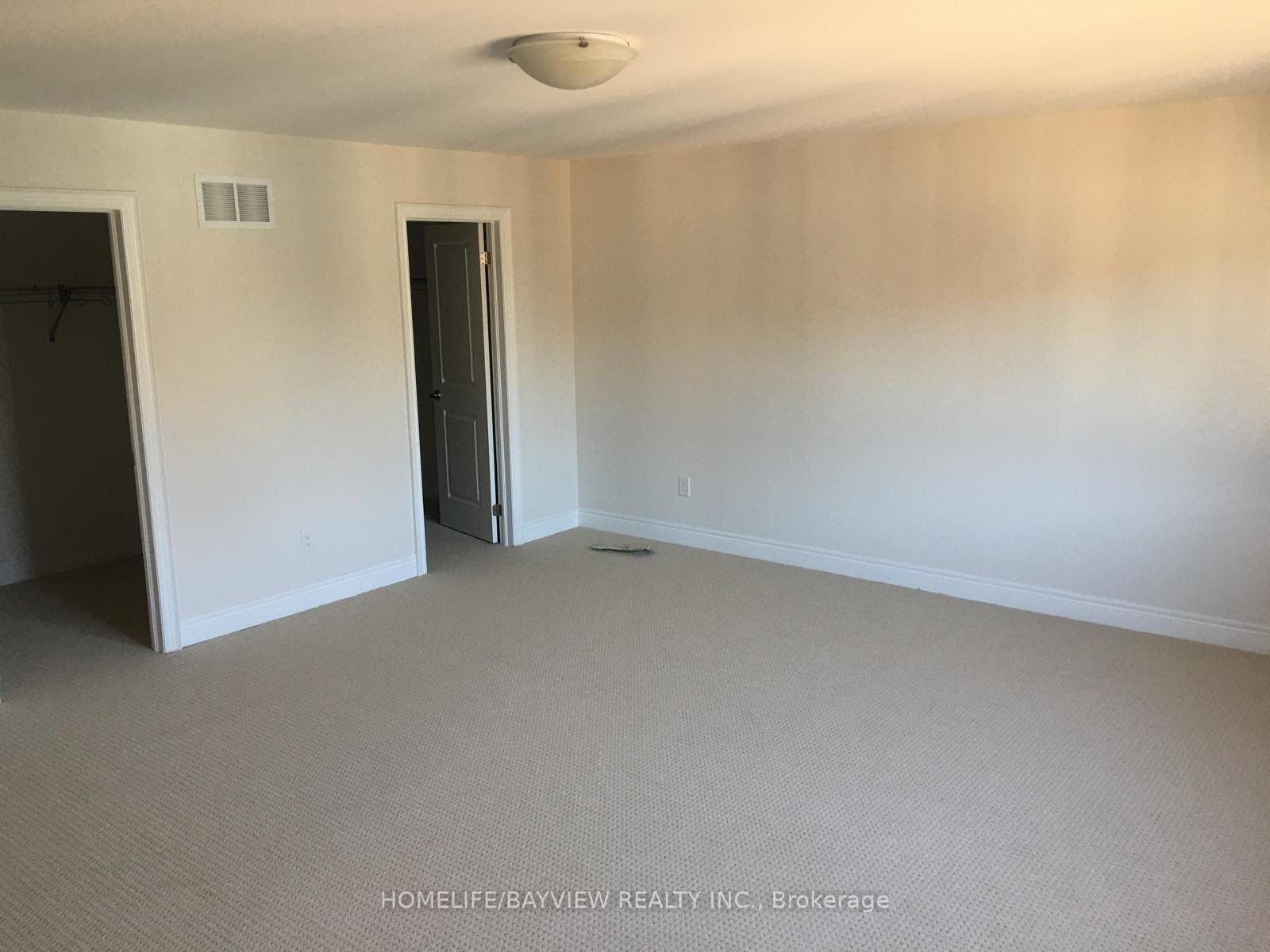 23 Fingland Crescent N