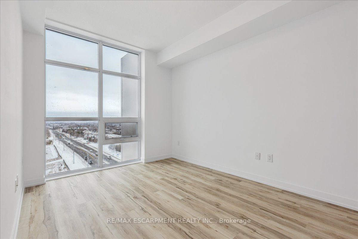 450 Dundas Street E #1001