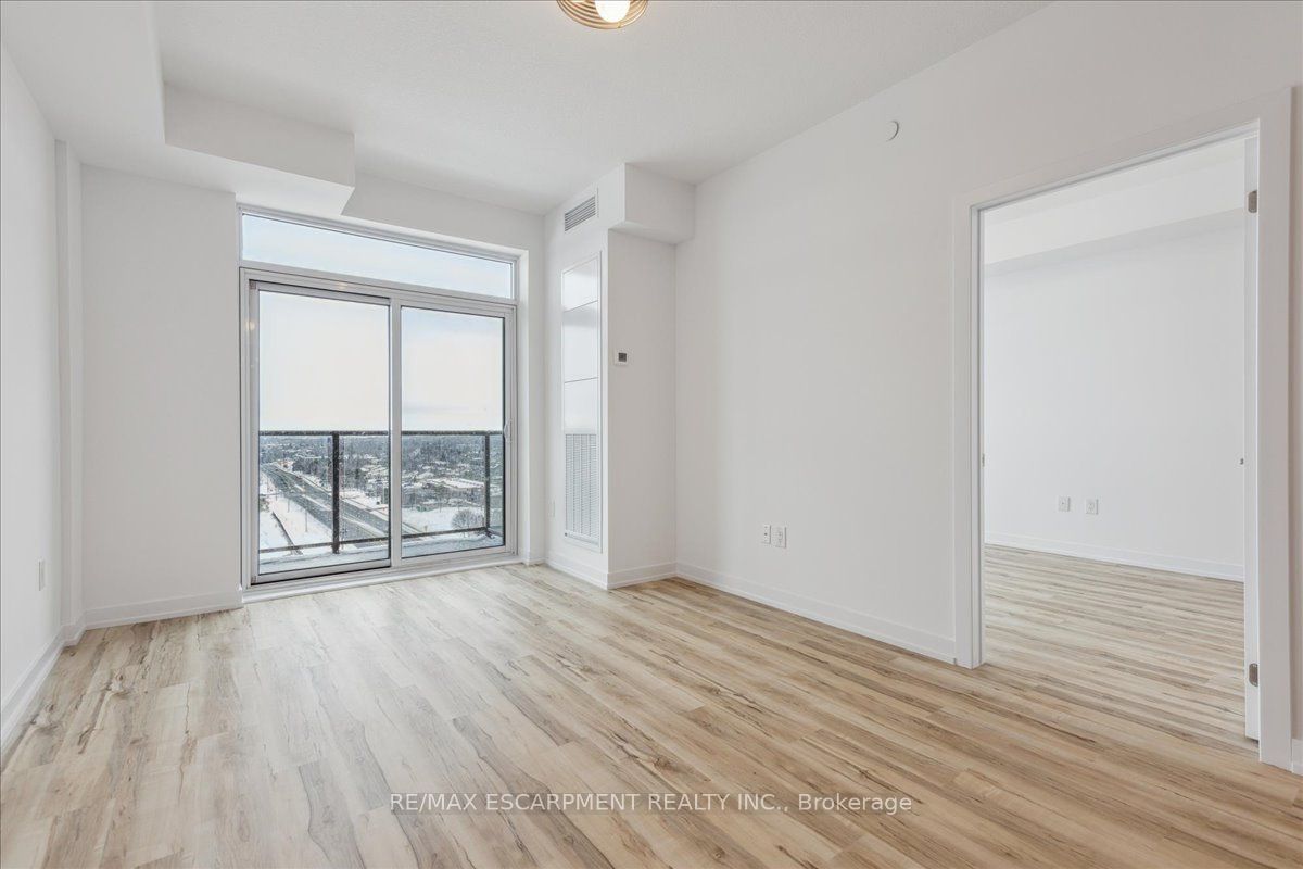 450 Dundas Street E #1001