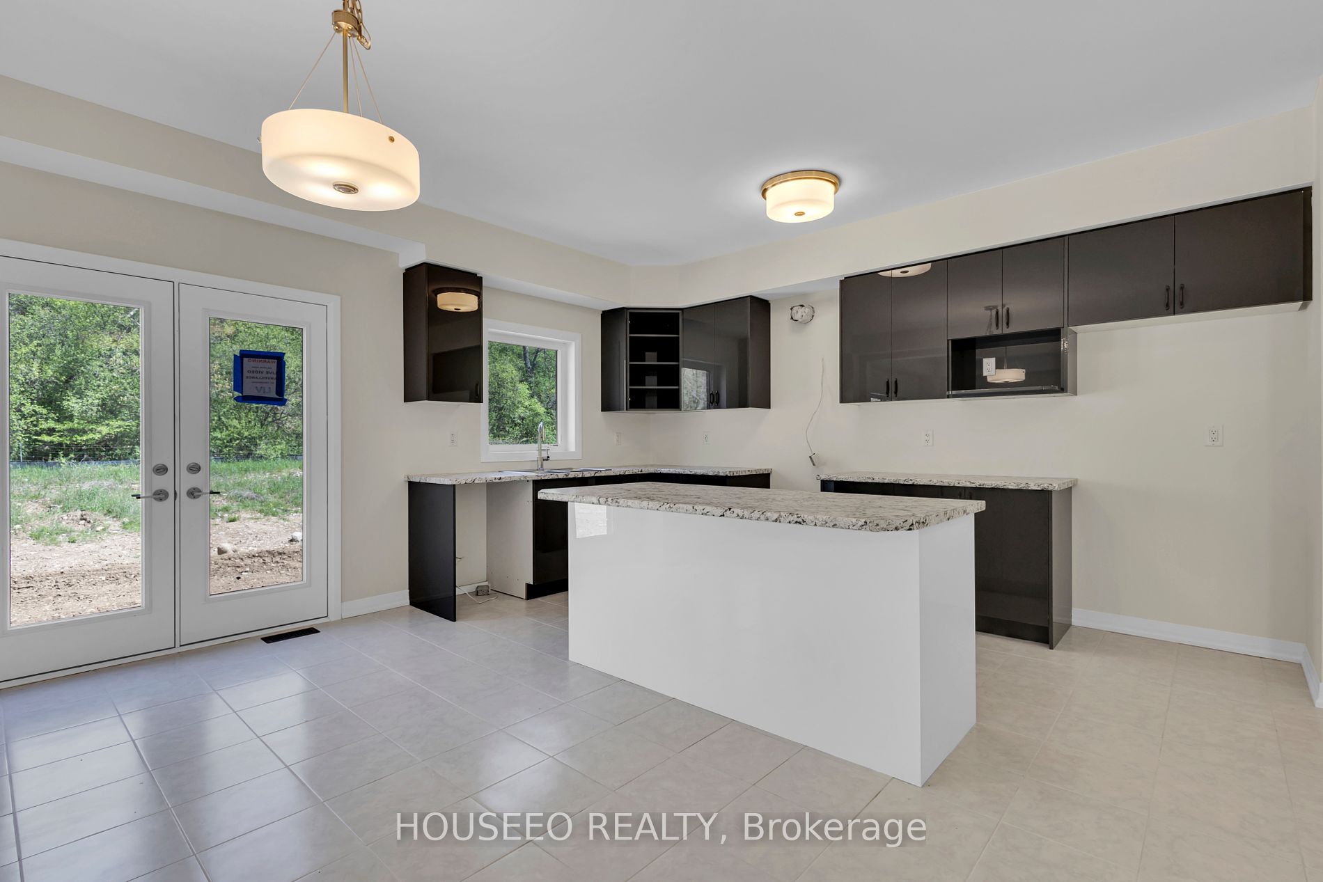 87 Macklin Street