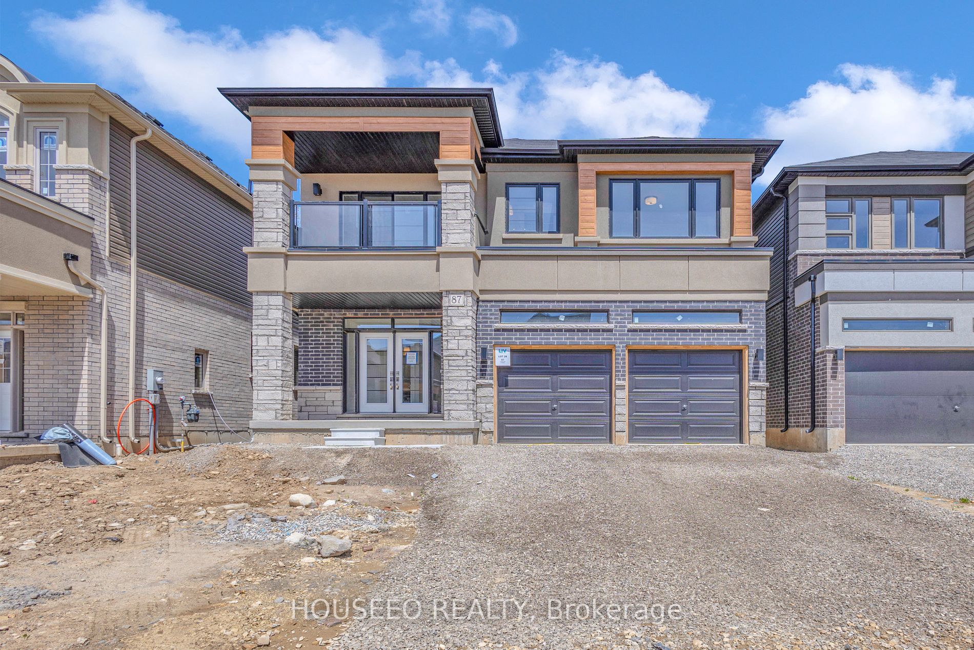 87 Macklin Street