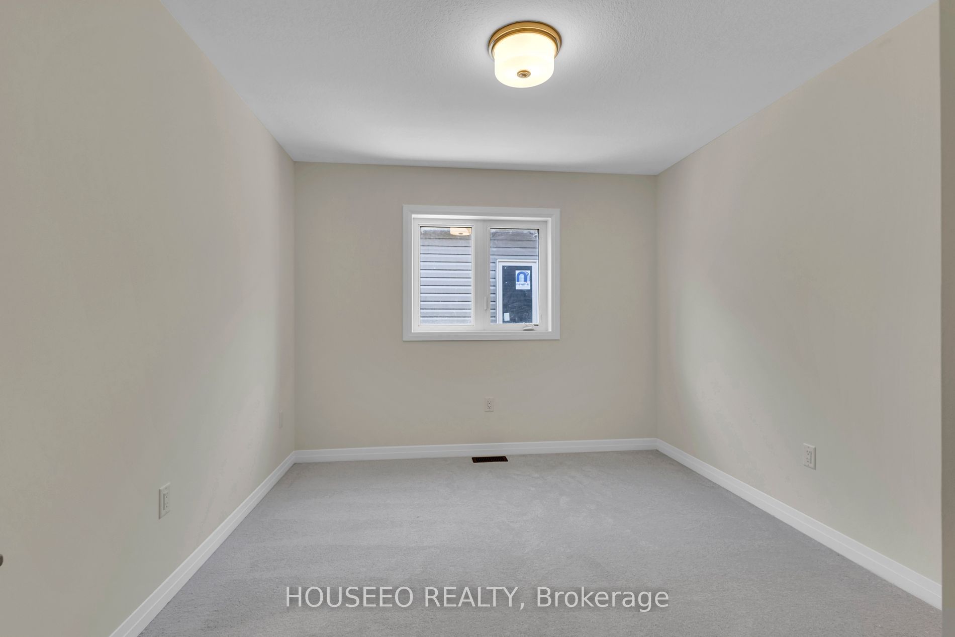 87 Macklin Street