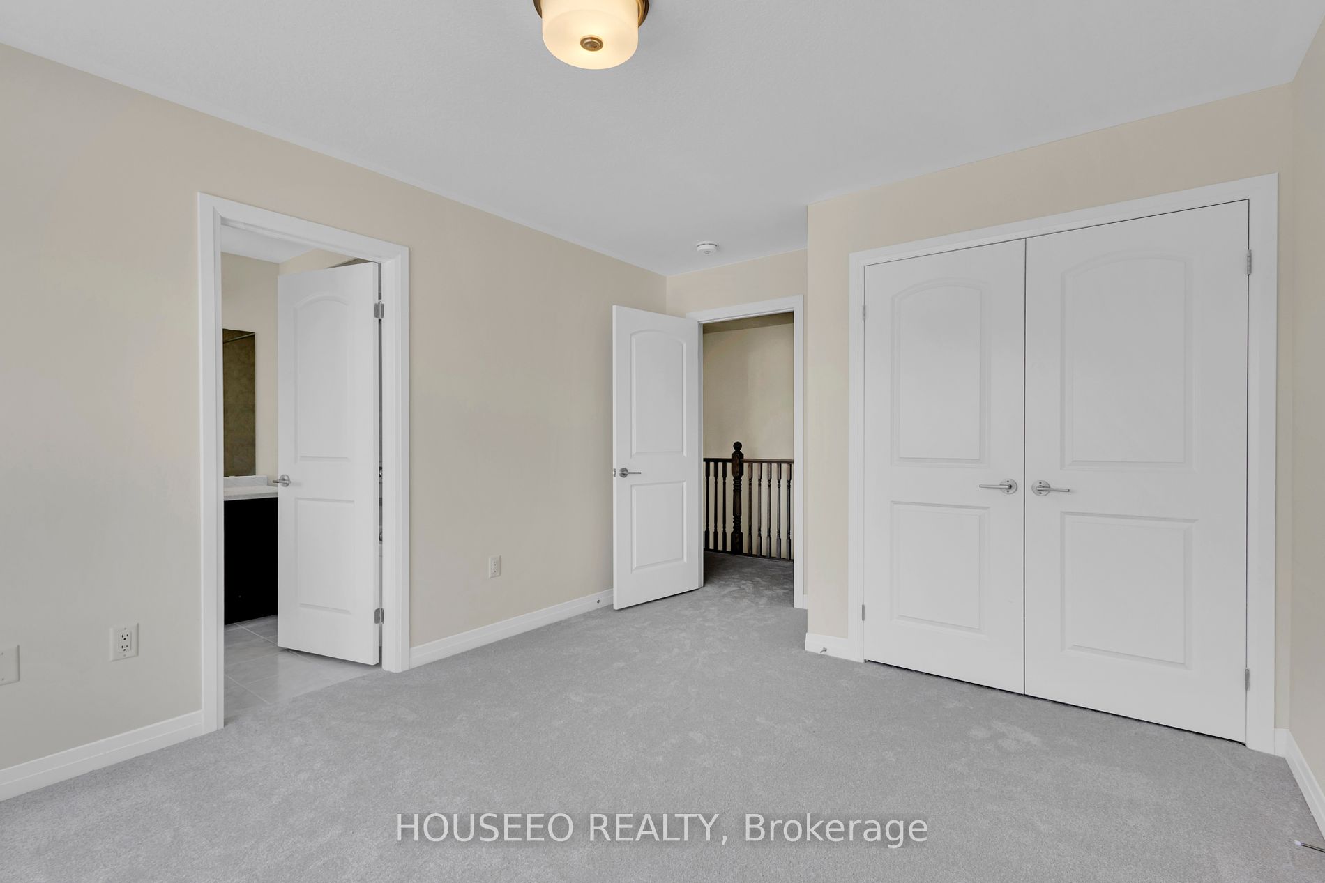 87 Macklin Street
