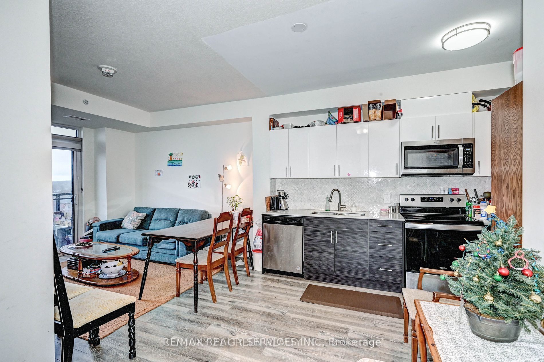 128 King Street N, #1402