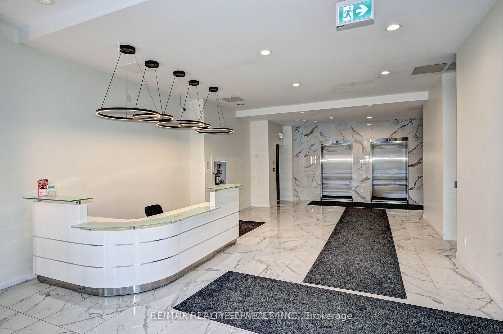 128 King Street N, #1402