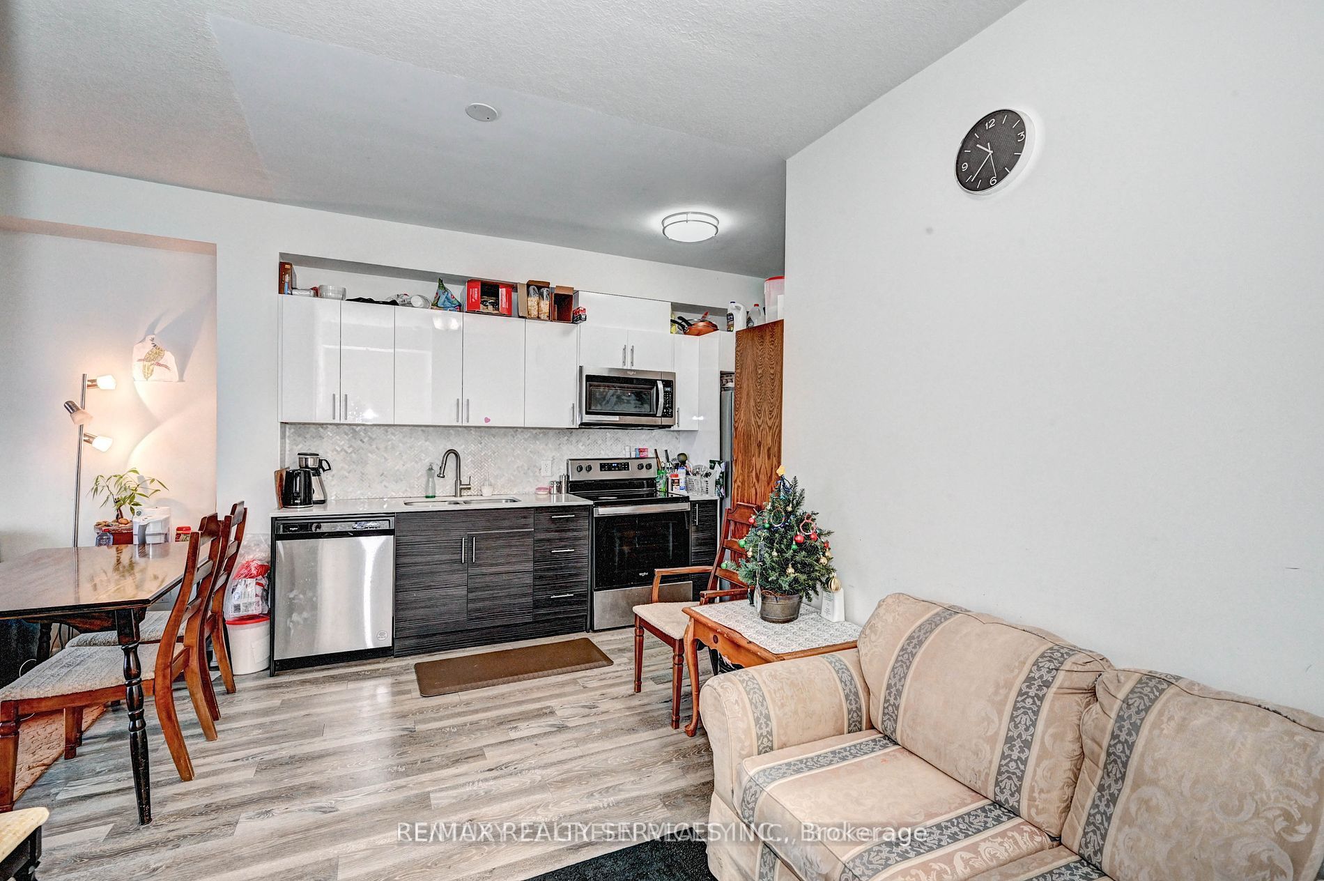128 King Street N, #1402
