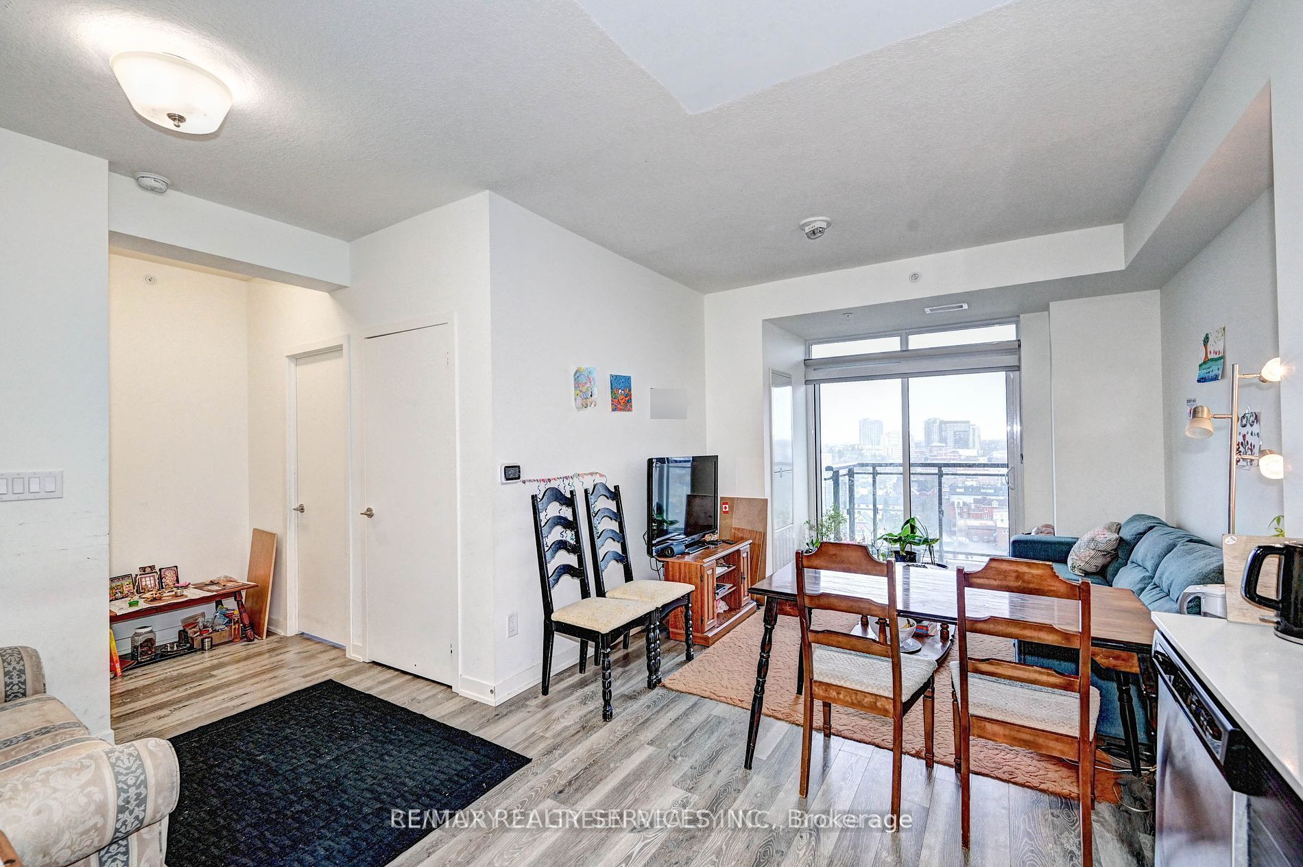 128 King Street N, #1402