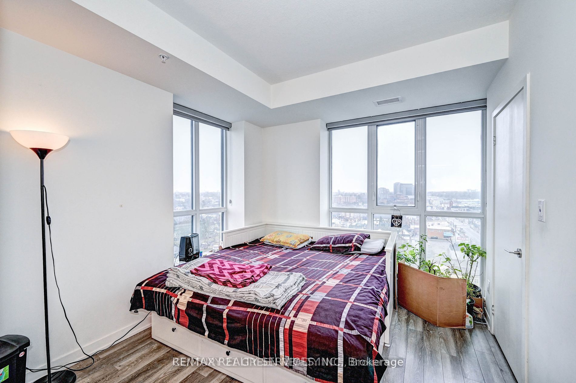 128 King Street N, #1402