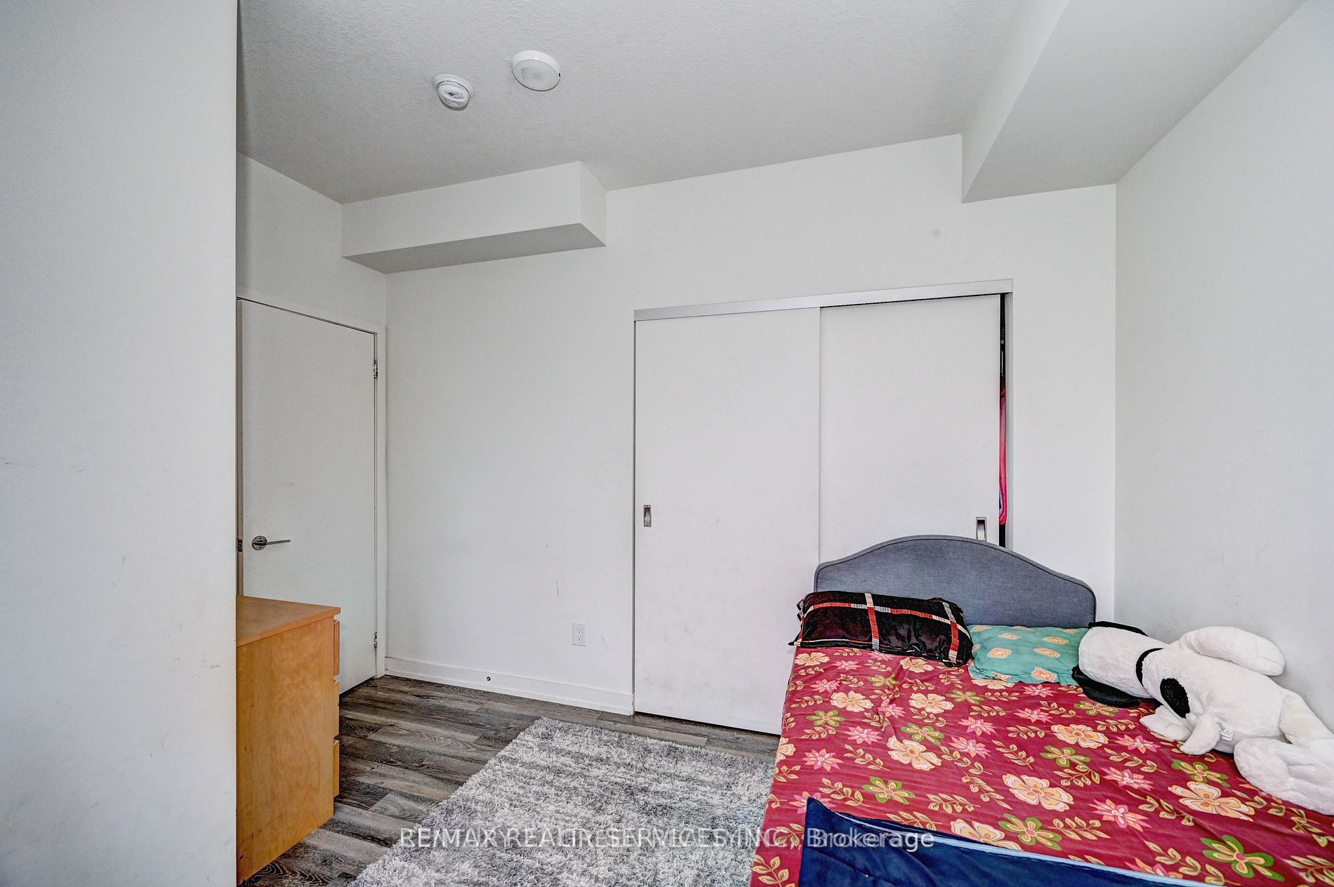 128 King Street N, #1402