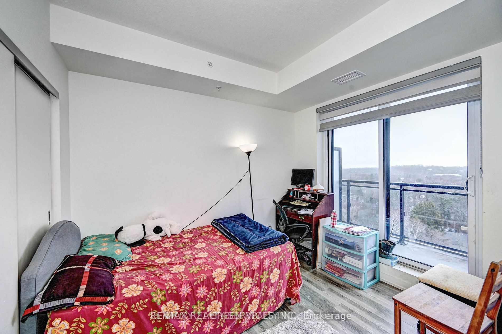 128 King Street N, #1402