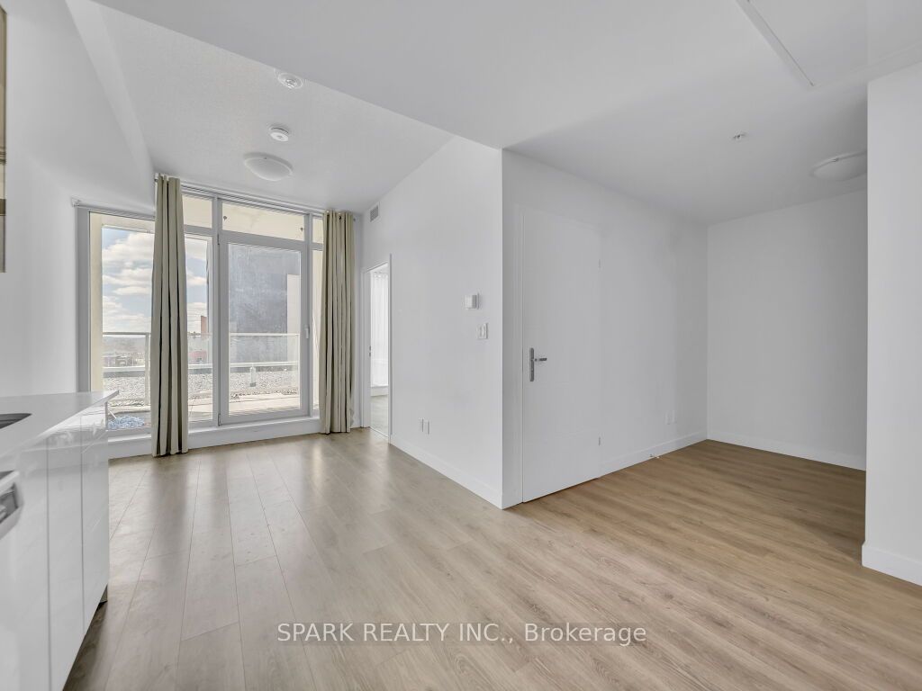 60 Frederick St, #712