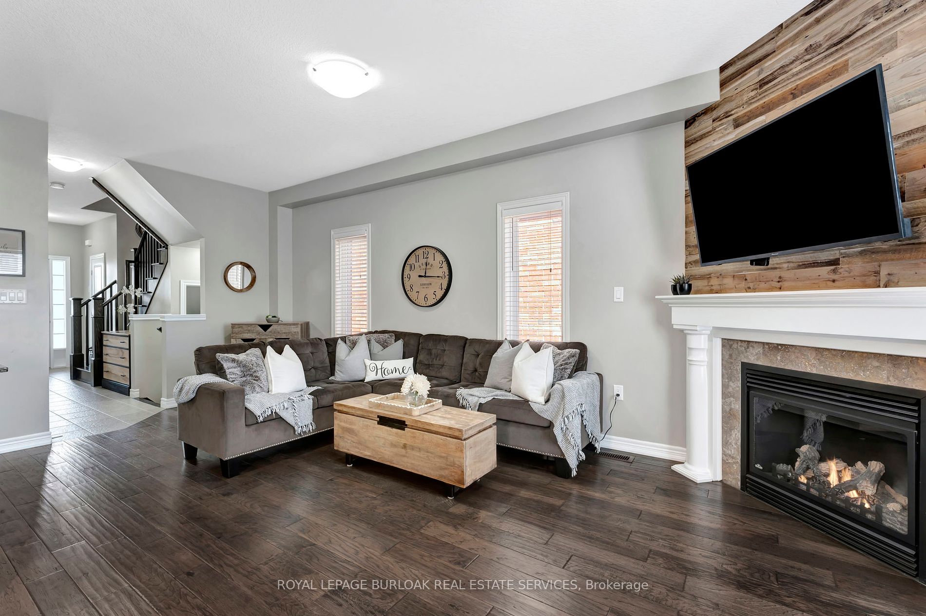 16 Hitching Post Ridge