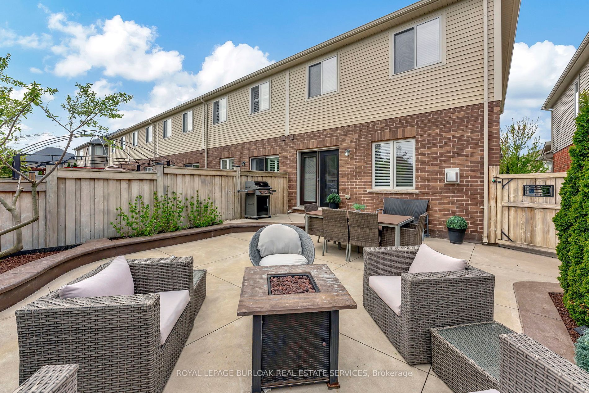 16 Hitching Post Ridge