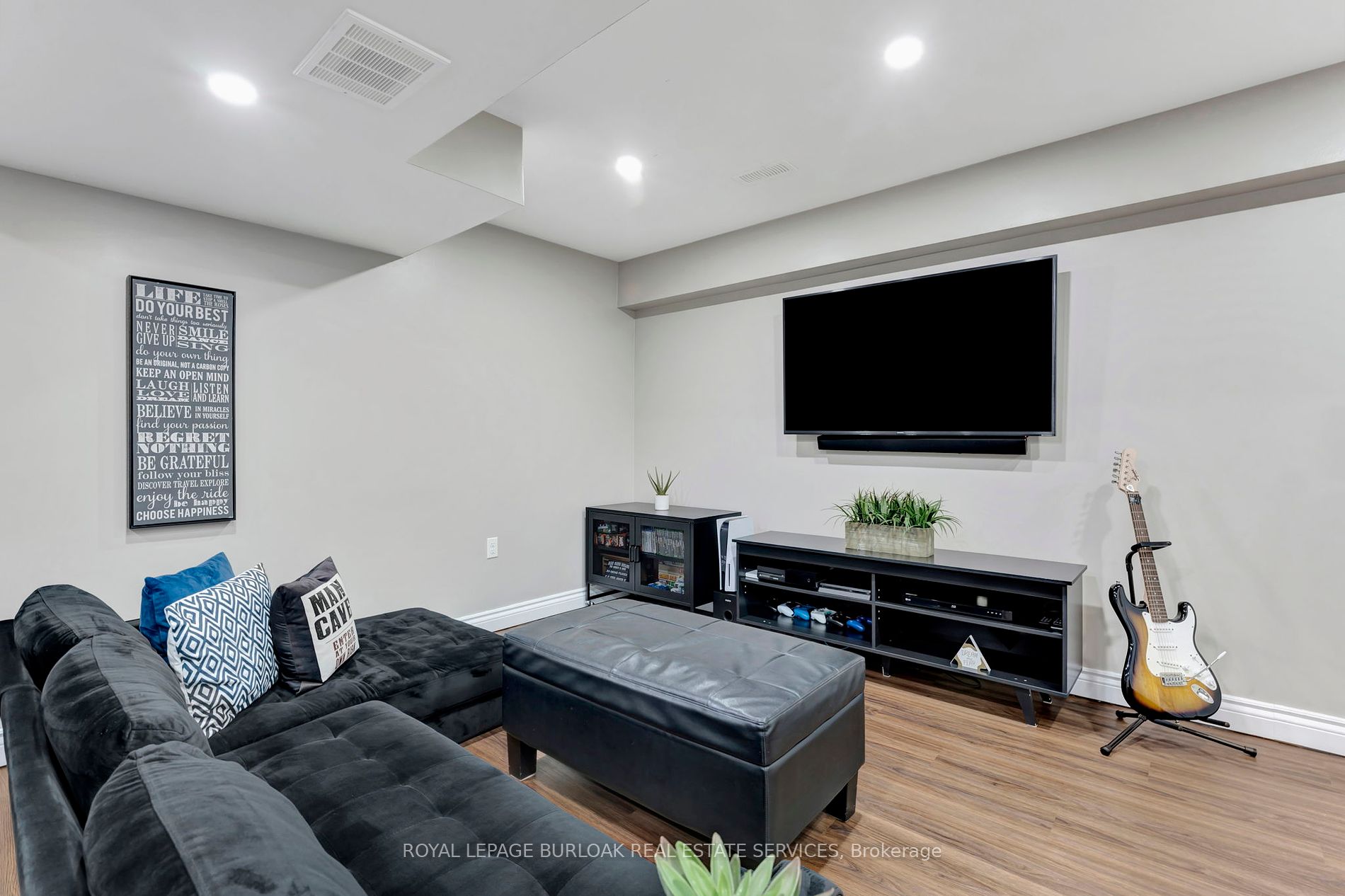 16 Hitching Post Ridge