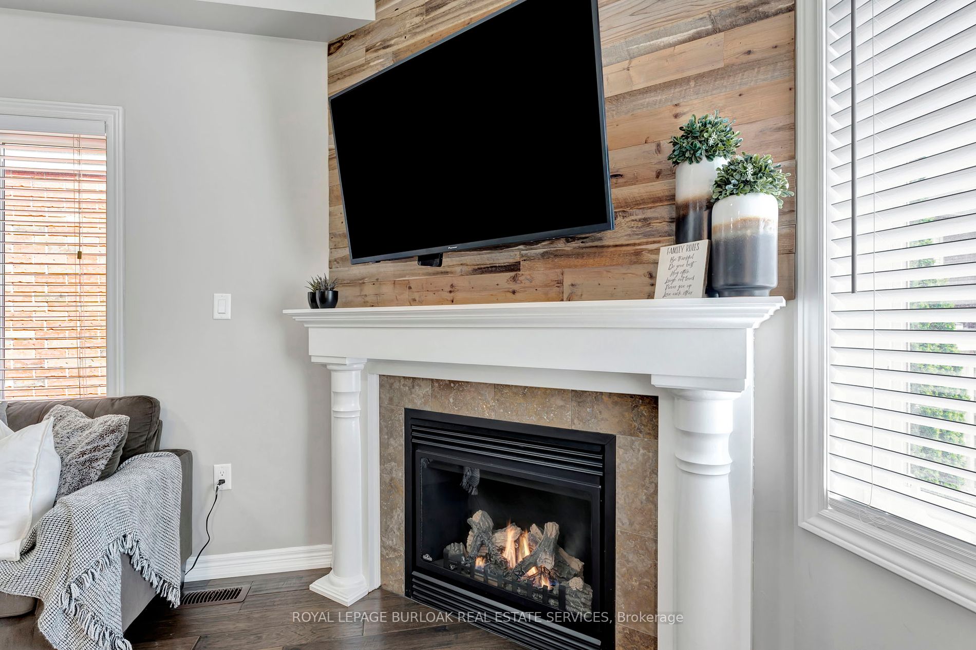 16 Hitching Post Ridge