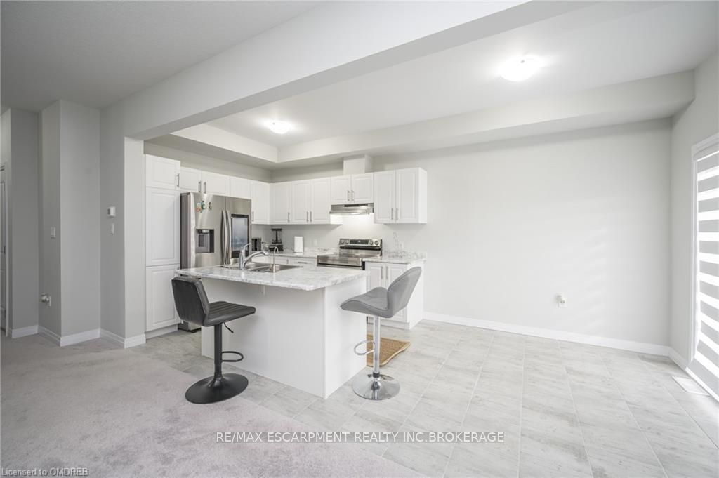 520 Grey Street, #53