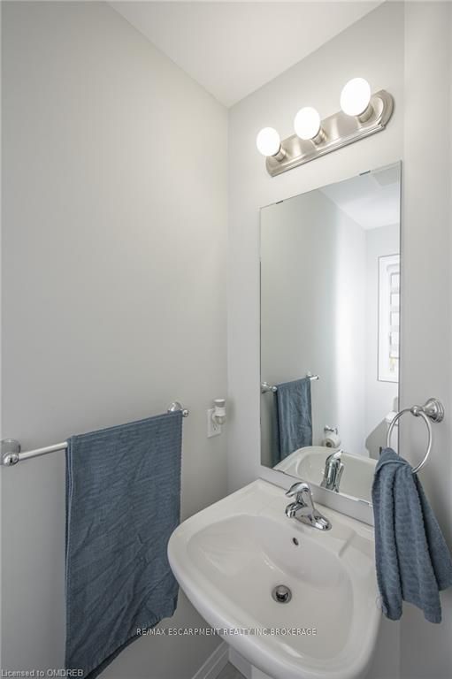 520 Grey Street, #53