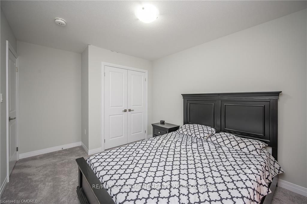 520 Grey Street, #53
