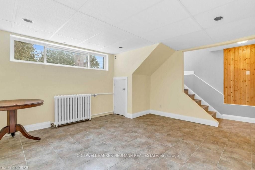 30 Dean Avenue