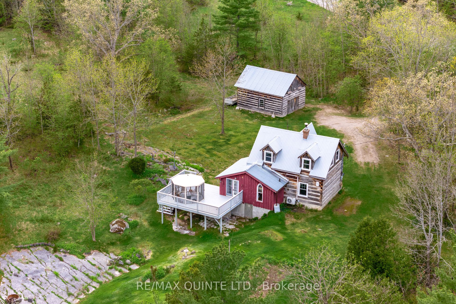 583 LAHEY Rd