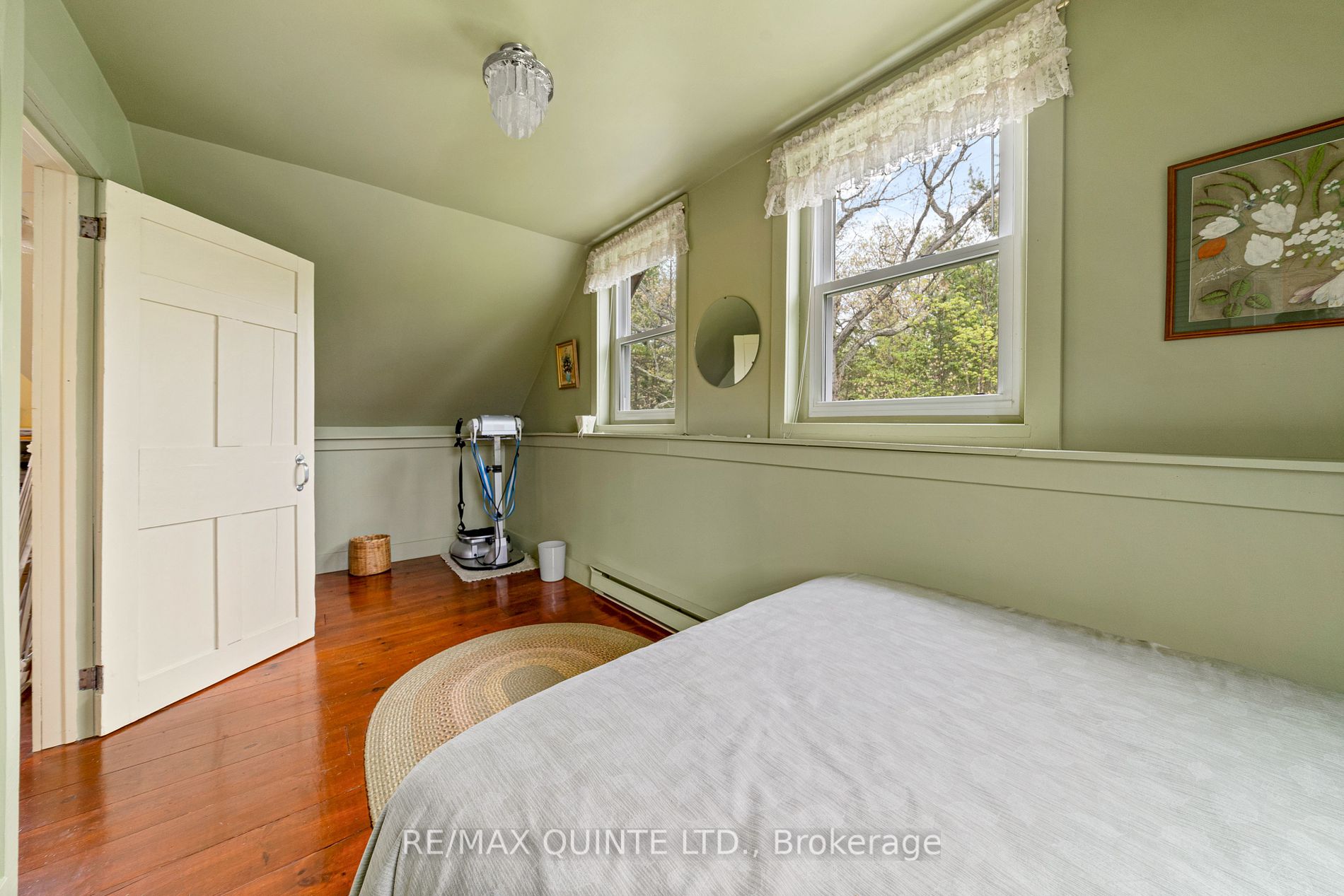 583 LAHEY Rd