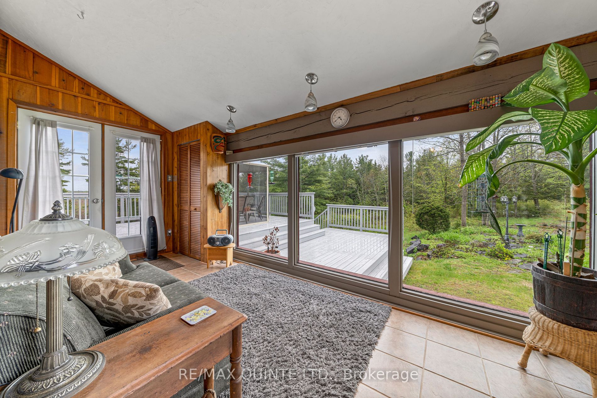 583 LAHEY Rd