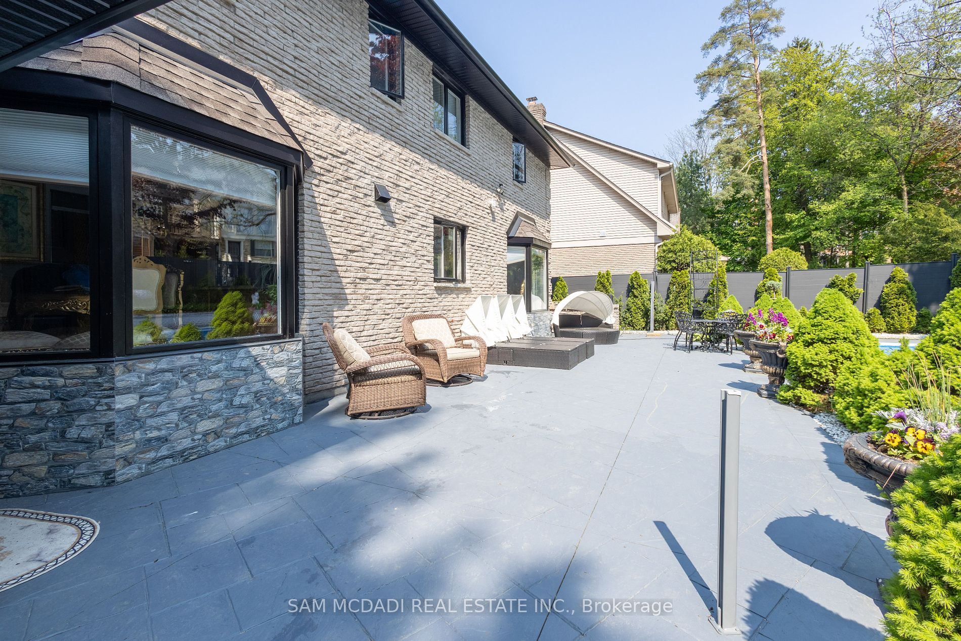 28 Stonegate Drive