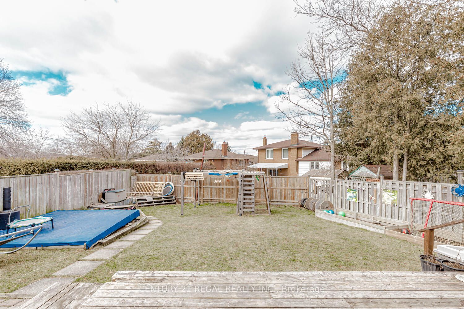 84 Elgar Ave