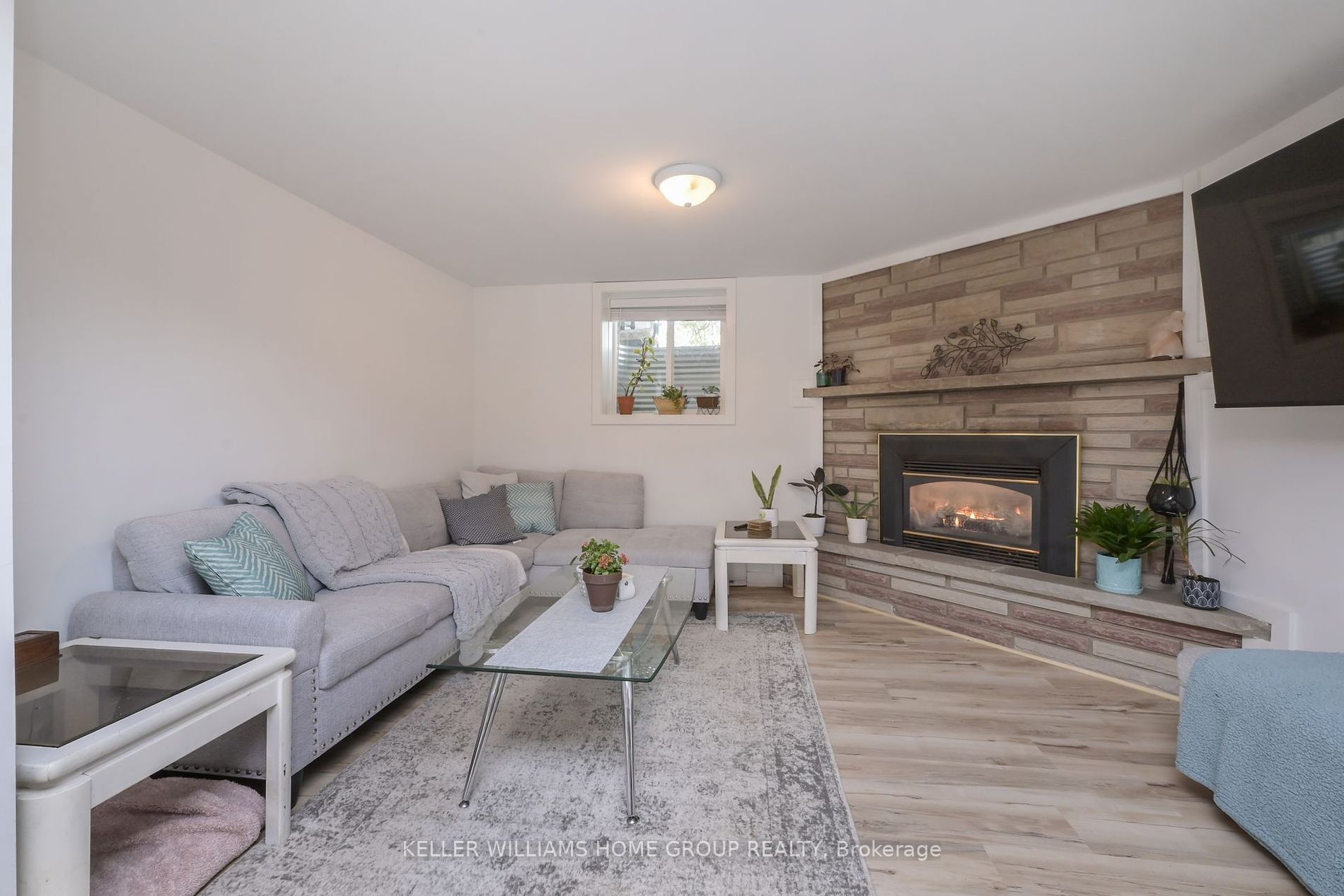105 Mill St