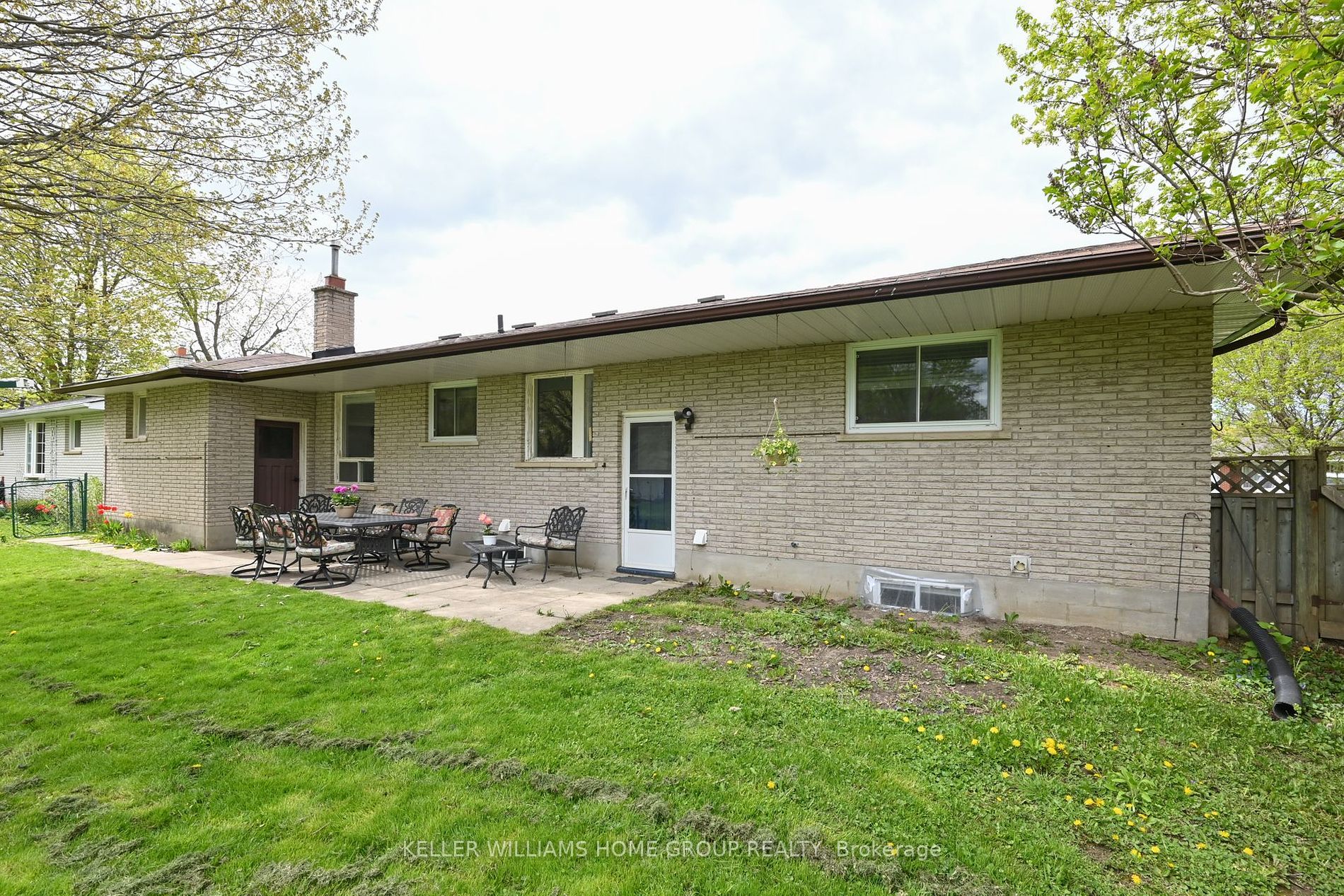 105 Mill St