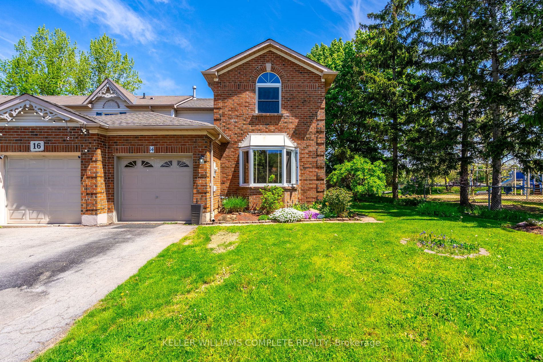 14 Hedge Lawn Drive