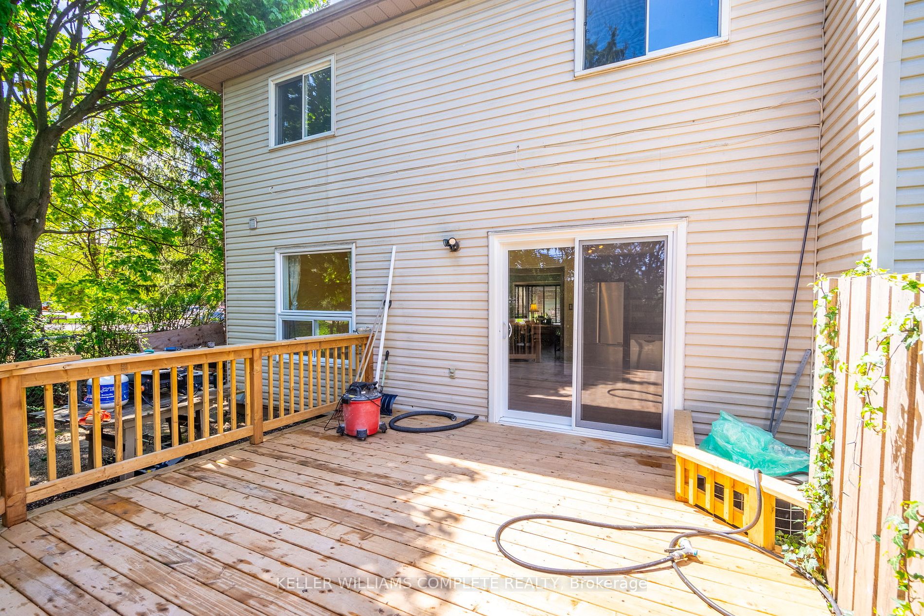 14 Hedge Lawn Drive