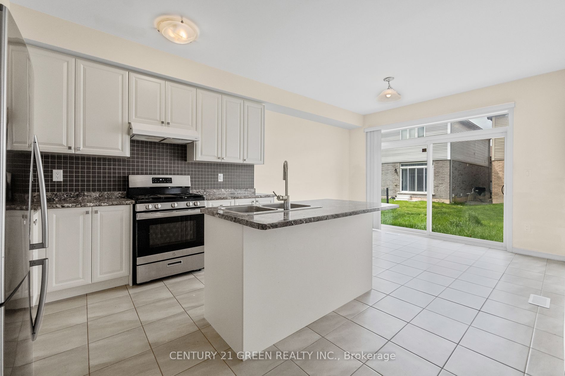 25 Seanesy Drive